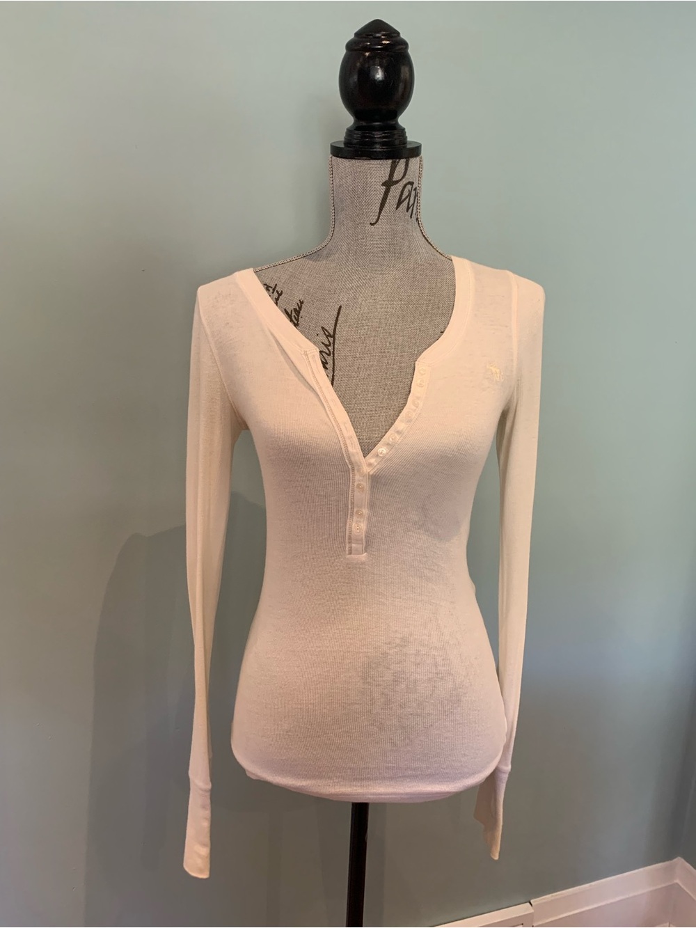 Abercrombie & Fitch Cream Long-Sleeve Henley Top